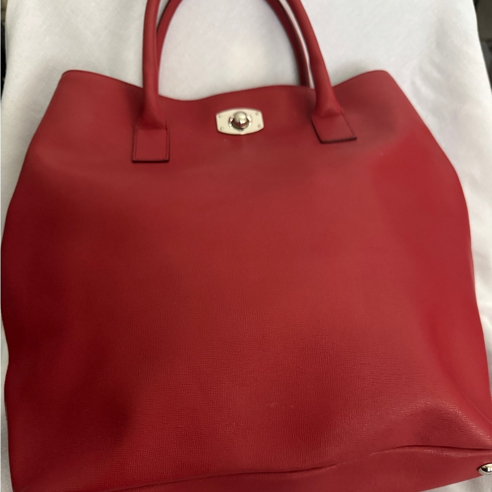 LAST CHANCE Furla Red Tote Bag with Saffiano Leather Finish - Picture 4 of 7